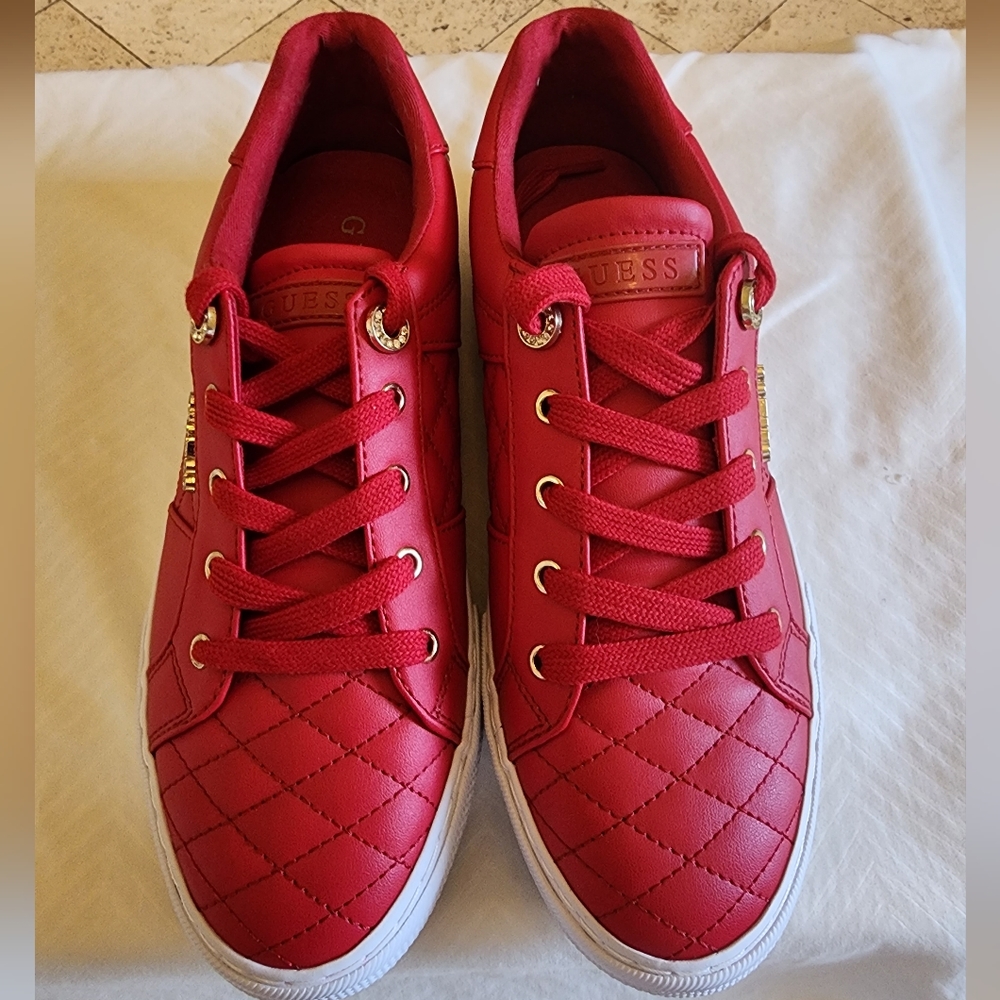 Guess Women's Loven Casual Lace Up